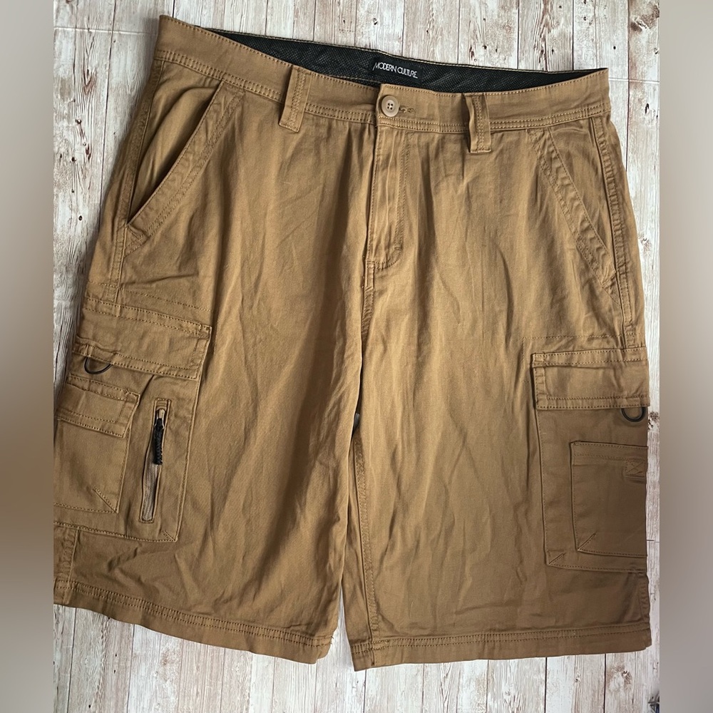 Modern Culture Men's Cargo Shorts with Belt 36W Dark Khaki - Picture 11 of 16